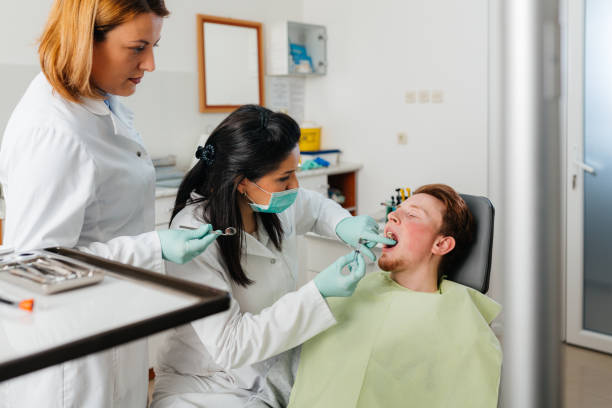 Best Emergency Treatment for Toothache in Myrtletown, CA
